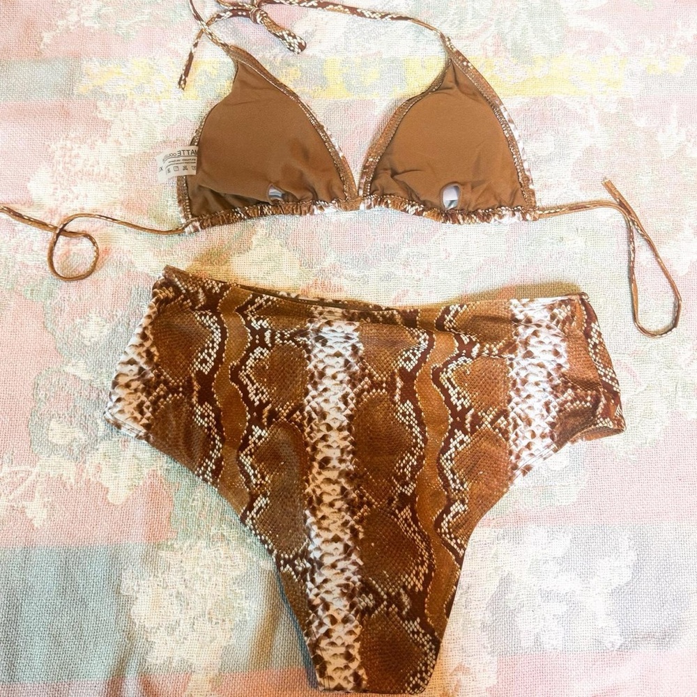 Matte Collection Bikini XL - Picture 4 of 6